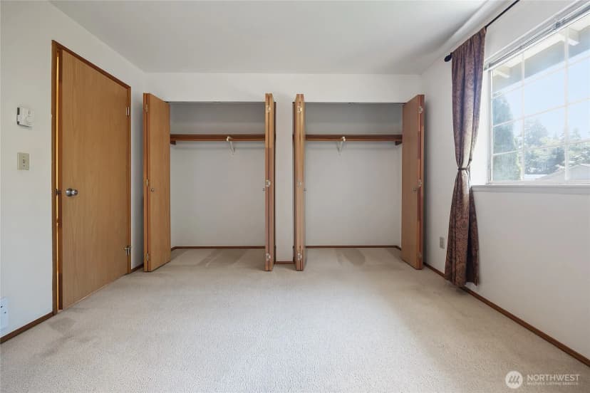 Property photo for 19620 80th Avenue W #j, Edmonds photo 13