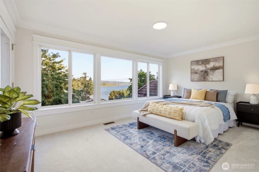 Property photo for 8338 Ne Juanita Drive, Kirkland photo 24