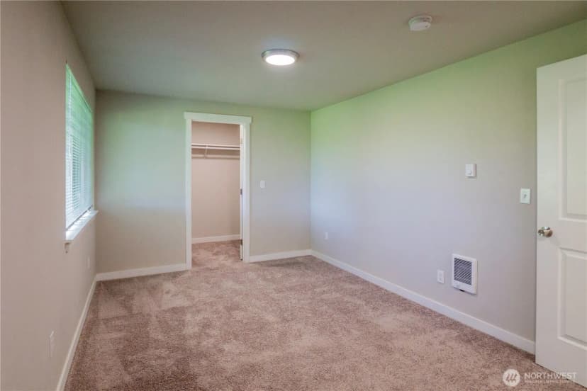 Property photo for 5027 Sleater Kinney Road Ne, Olympia photo 21