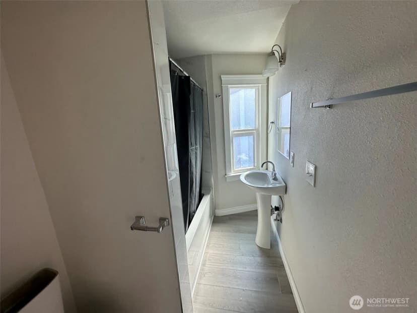Property photo for 1124 W Mansfield, Spokane photo 8