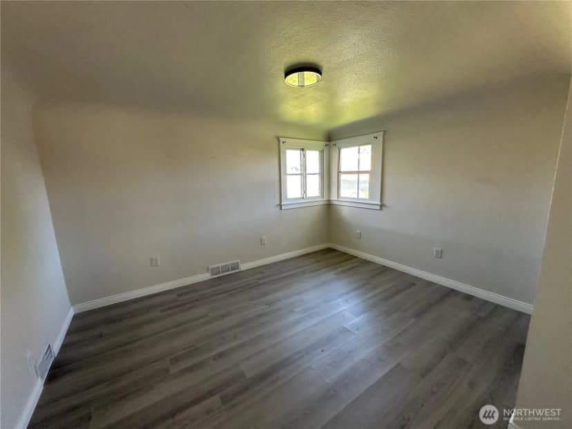 Property photo for 1124 W Mansfield, Spokane photo 11