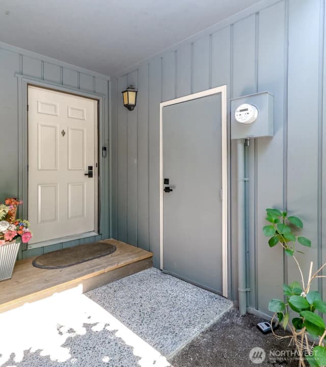Property photo for 25014 Lake Fenwick Rd #28, Kent photo 2