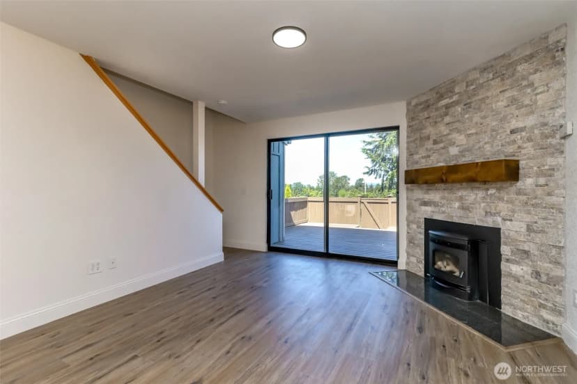 Property photo for 25014 Lake Fenwick Rd #28, Kent photo 10