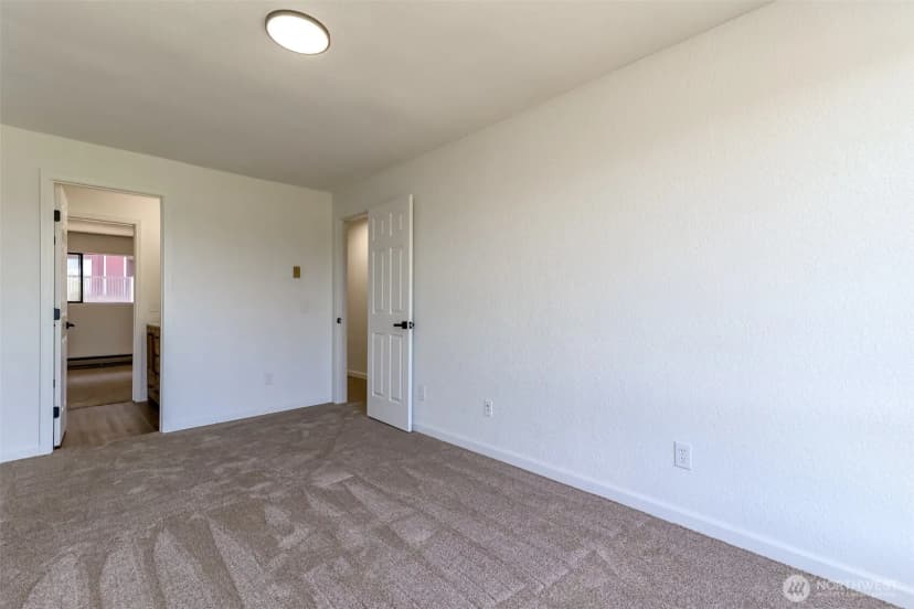Property photo for 25014 Lake Fenwick Rd #28, Kent photo 21