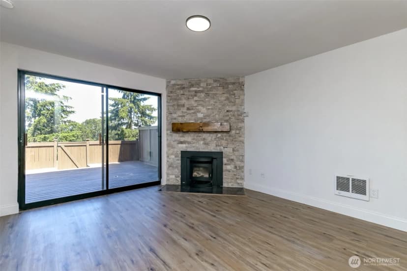Property photo for 25014 Lake Fenwick Rd #28, Kent photo 8