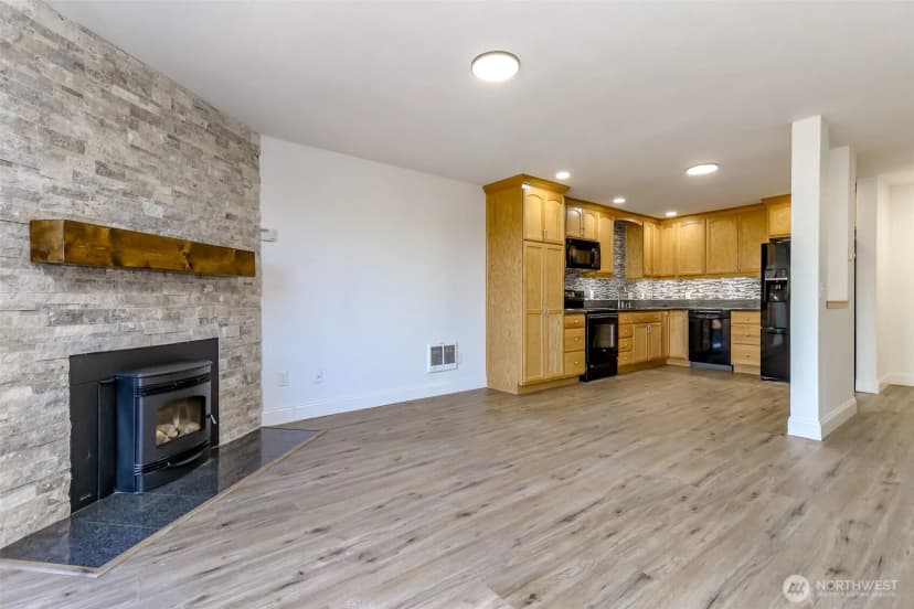 Property photo for 25014 Lake Fenwick Rd #28, Kent photo 12