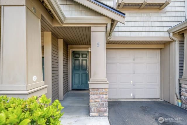 Property photo for 15325 Se 155th Place #q5, Renton photo 5