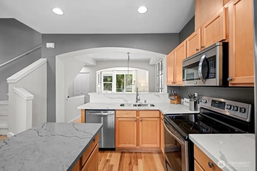 Property photo for 15325 Se 155th Place #q5, Renton photo 15