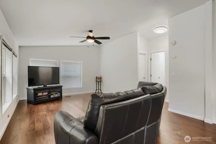 Property photo for 23807 67th Street E #7, Buckley photo 10