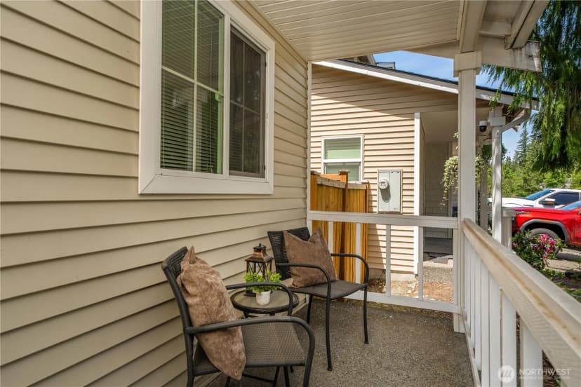 Property photo for 28221 241st Avenue Se, Maple Valley photo 3