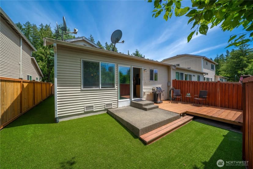 Property photo for 28221 241st Avenue Se, Maple Valley photo 24