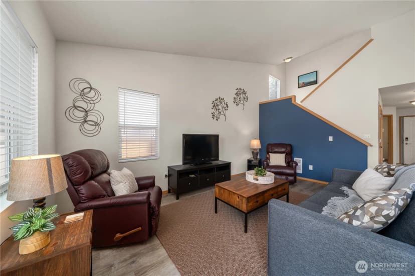 Property photo for 28221 241st Avenue Se, Maple Valley photo 11