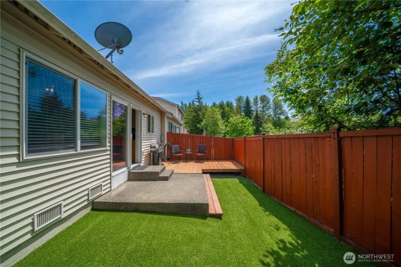 Property photo for 28221 241st Avenue Se, Maple Valley photo 23