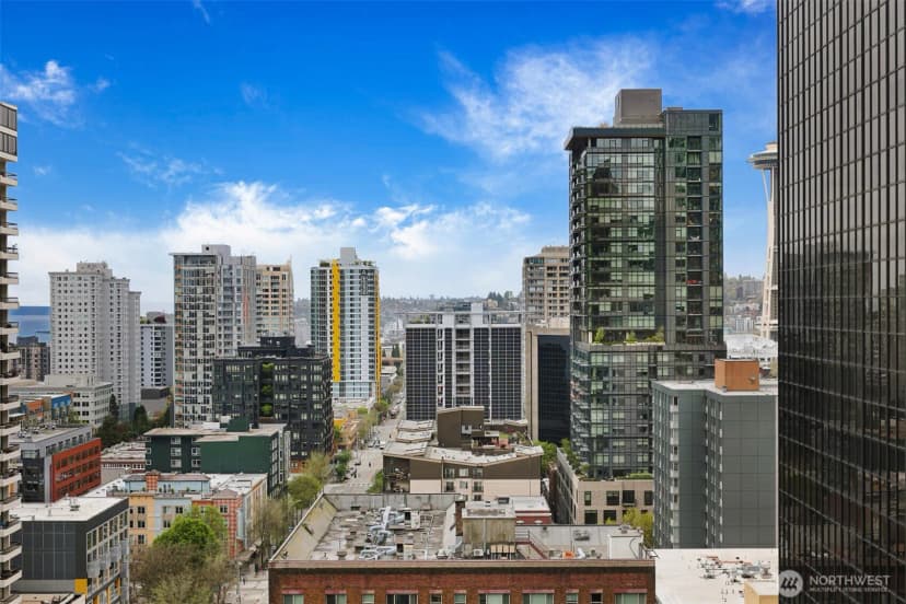 Property photo for 2100 3rd Avenue #1804, Seattle photo 25