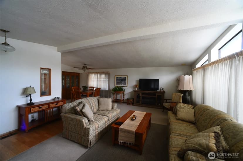 Property photo for 2500 S 370th Street #26, Federal Way photo 6
