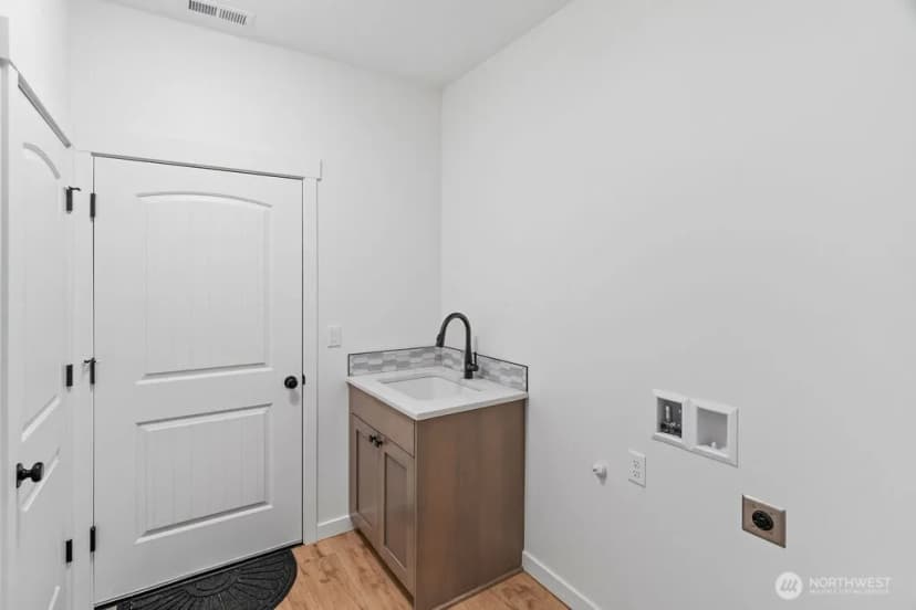 Property photo for 231 Schrute Road, Prosser photo 26