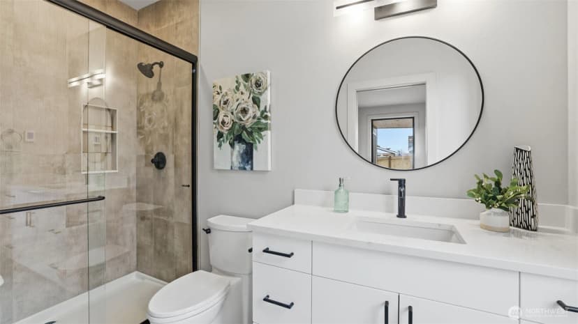 Property photo for 1015 N 35th Street, Renton photo 37