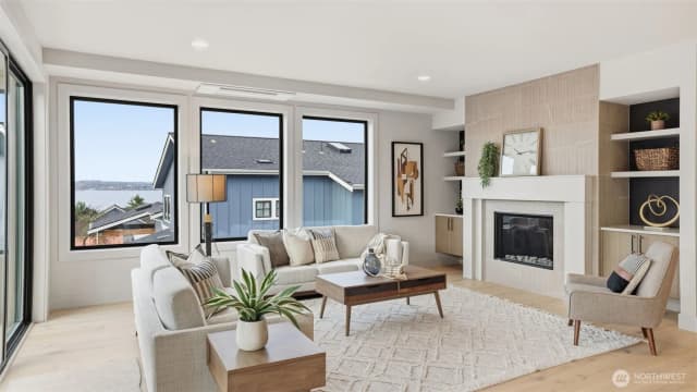Property photo for 1015 N 35th Street, Renton photo 4