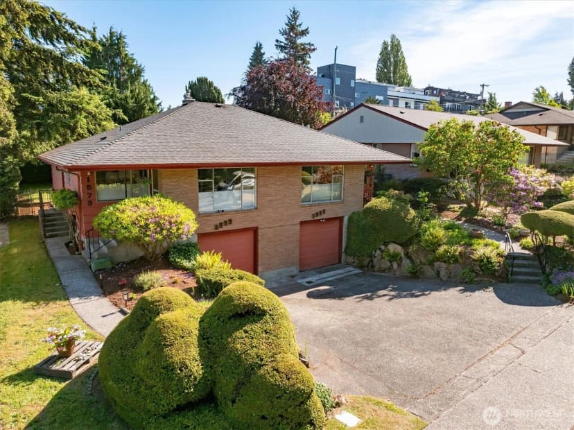 Property photo for 1573 Nw 90th Street, Seattle