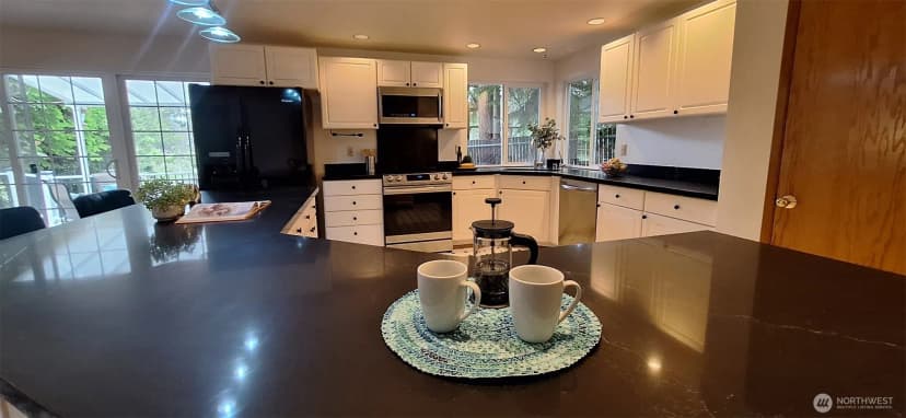 Property photo for 5436 Reklau Road Se, Olympia photo 17