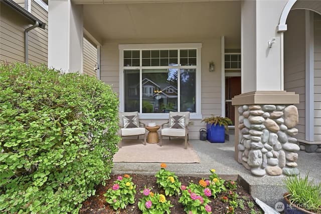 Property photo for 115 170th Street Se, Bothell photo 3