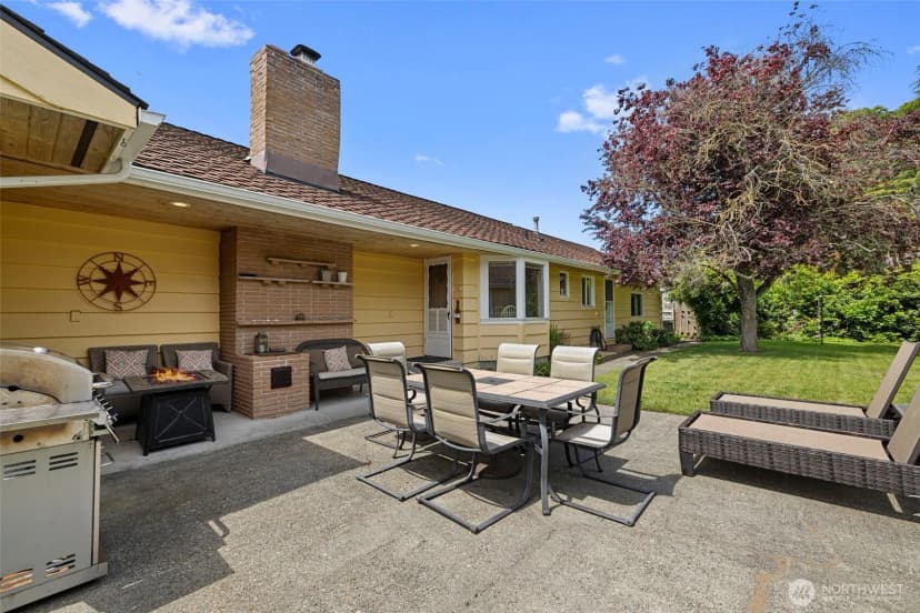 Property photo for 1213 Alaska Avenue, Anacortes photo 11