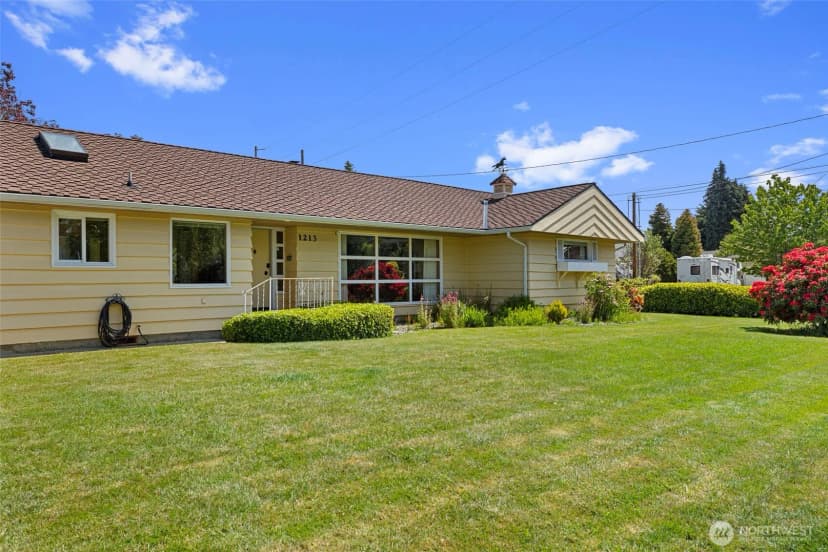 Property photo for 1213 Alaska Avenue, Anacortes photo 38