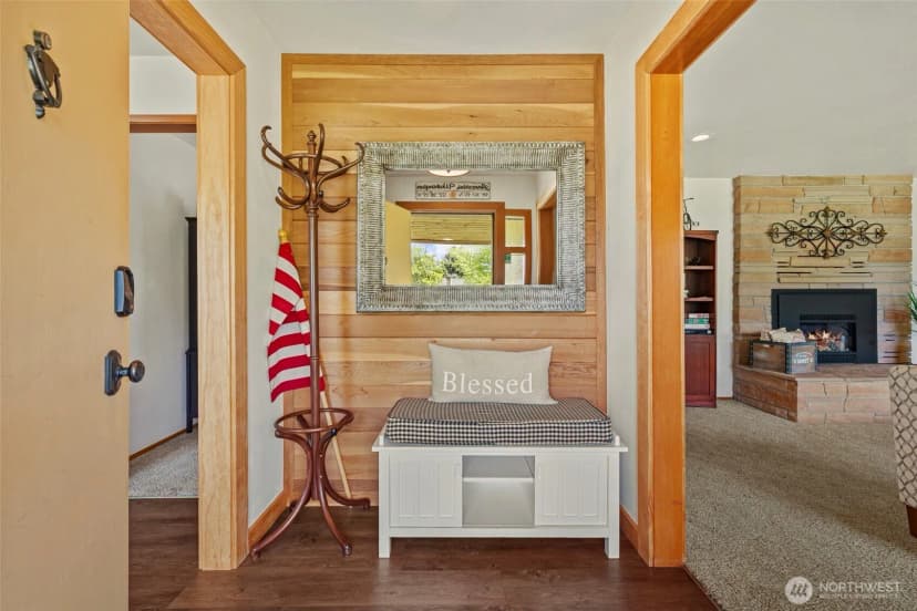 Property photo for 1213 Alaska Avenue, Anacortes photo 14
