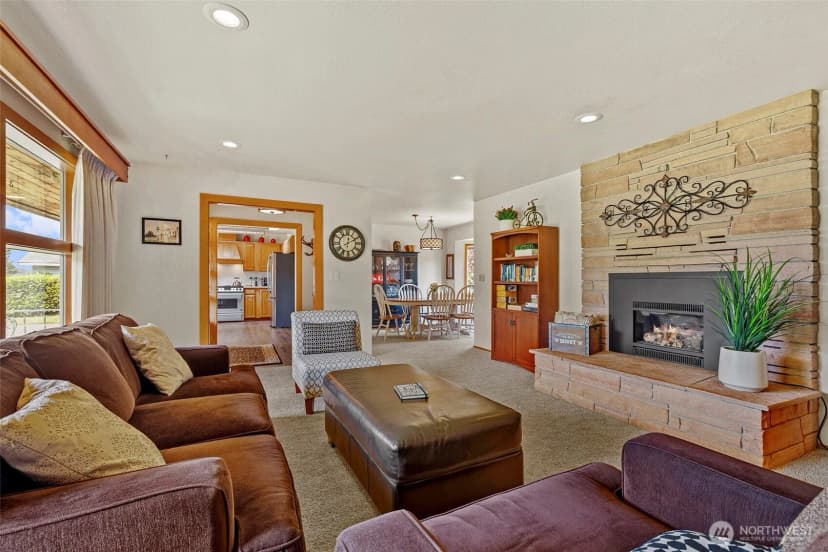 Property photo for 1213 Alaska Avenue, Anacortes photo 18