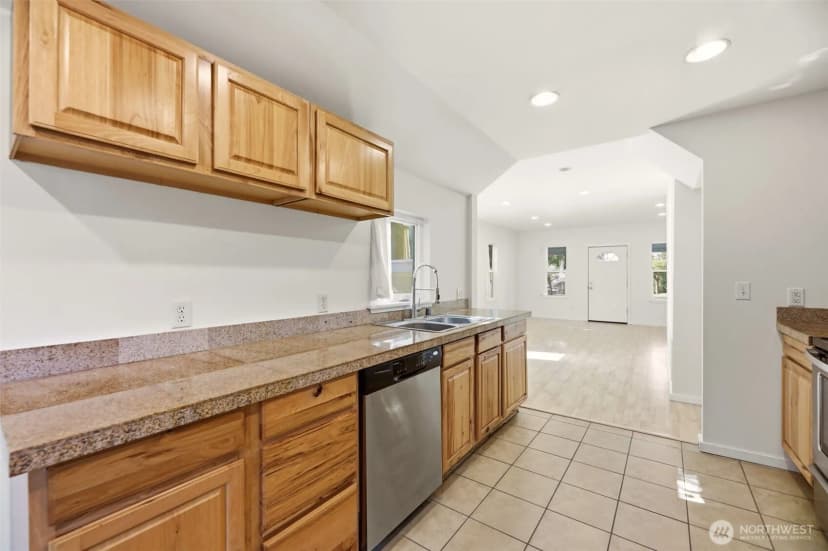 Property photo for 1710 36th Street, Everett photo 18
