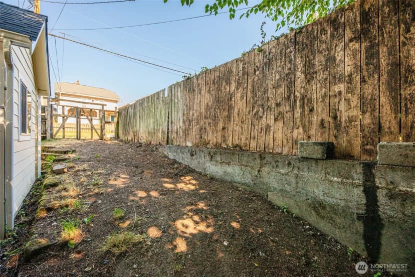 Property photo for 1710 36th Street, Everett photo 37