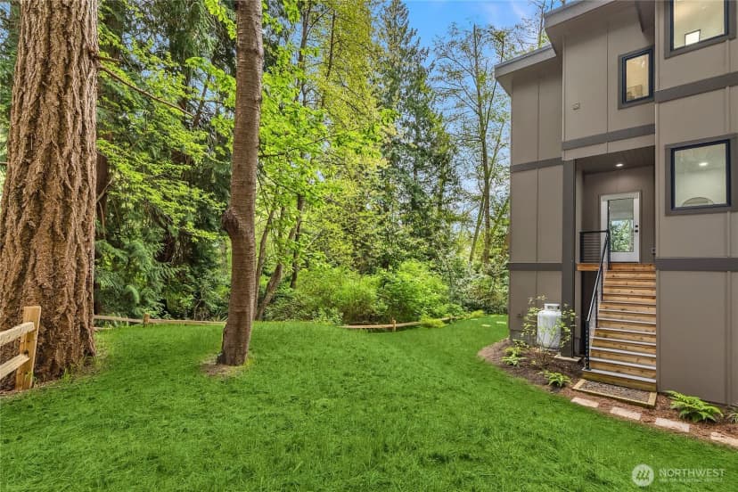 Property photo for 10003 Manitou Beach Drive Ne, Bainbridge Island photo 37