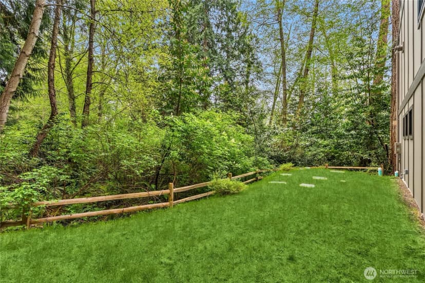 Property photo for 10003 Manitou Beach Drive Ne, Bainbridge Island photo 38