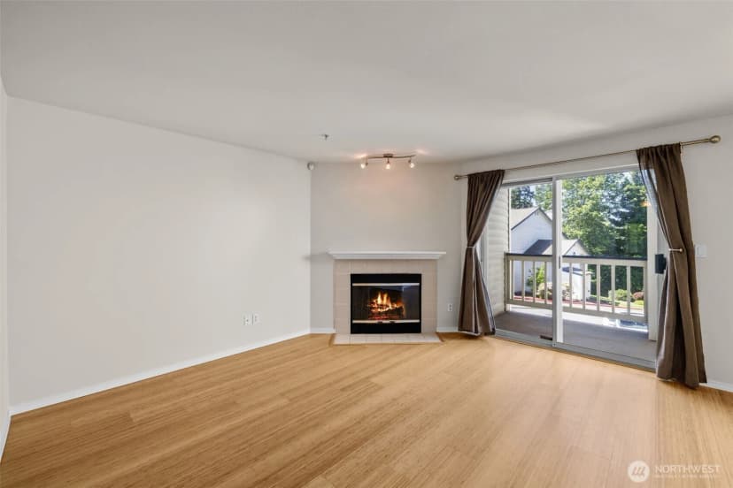 Property photo for 1900 Ne 48th Street #e205, Renton photo 11
