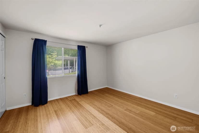 Property photo for 1900 Ne 48th Street #e205, Renton photo 17