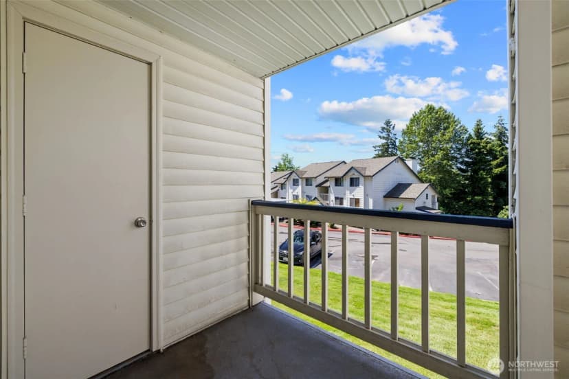 Property photo for 1900 Ne 48th Street #e205, Renton photo 20
