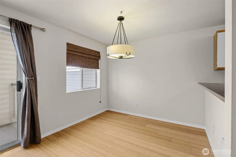 Property photo for 1900 Ne 48th Street #e205, Renton photo 14