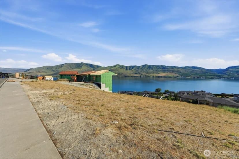Property photo for 112 Crystal Crest Drive, Chelan photo 6