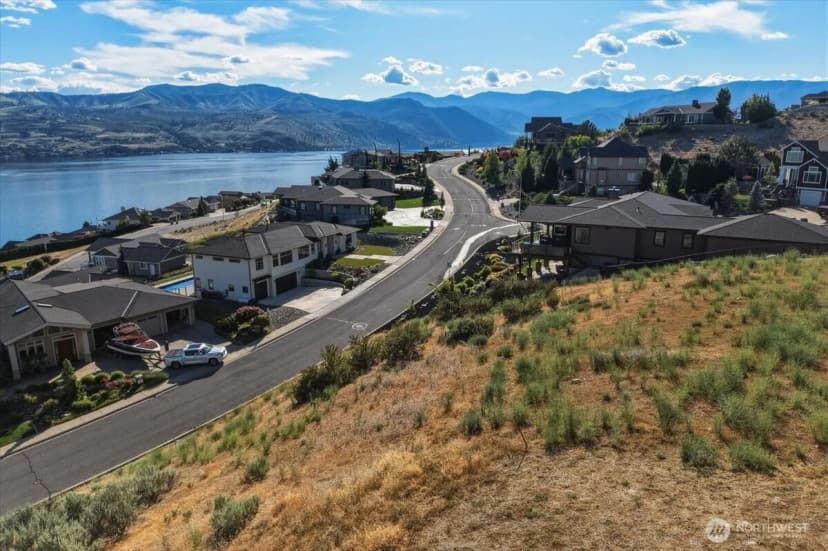 Property photo for 112 Crystal Crest Drive, Chelan photo 14