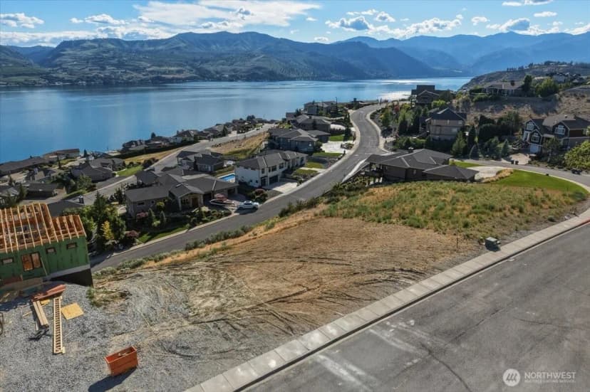 Property photo for 112 Crystal Crest Drive, Chelan photo 9