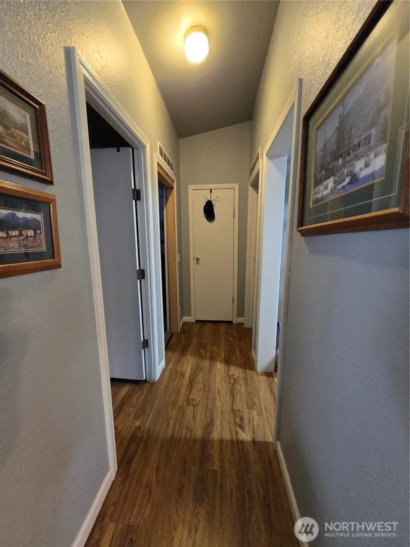 Property photo for 1466 Ferrier Road, Winlock photo 12