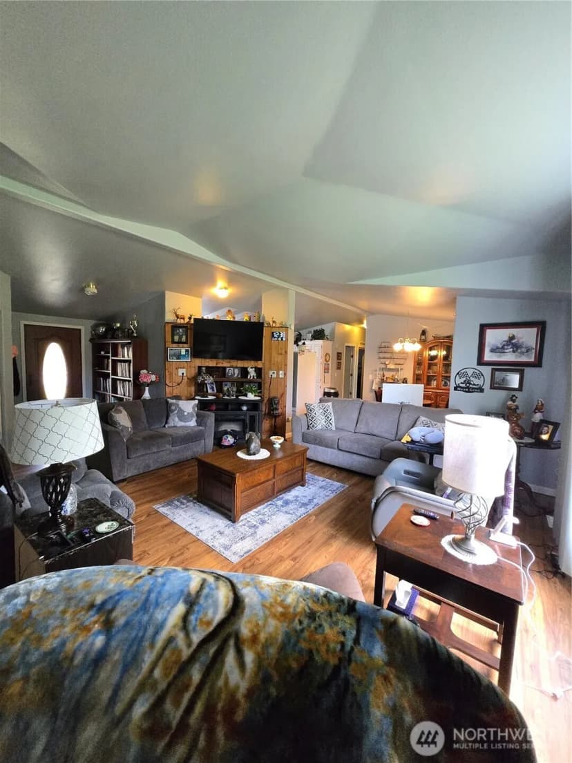 Property photo for 1466 Ferrier Road, Winlock photo 10