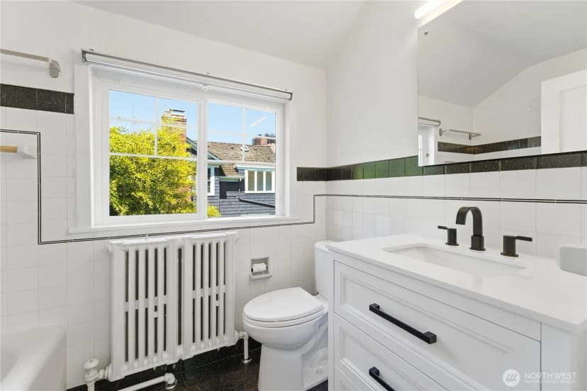 Property photo for 614 35th Avenue, Seattle photo 26