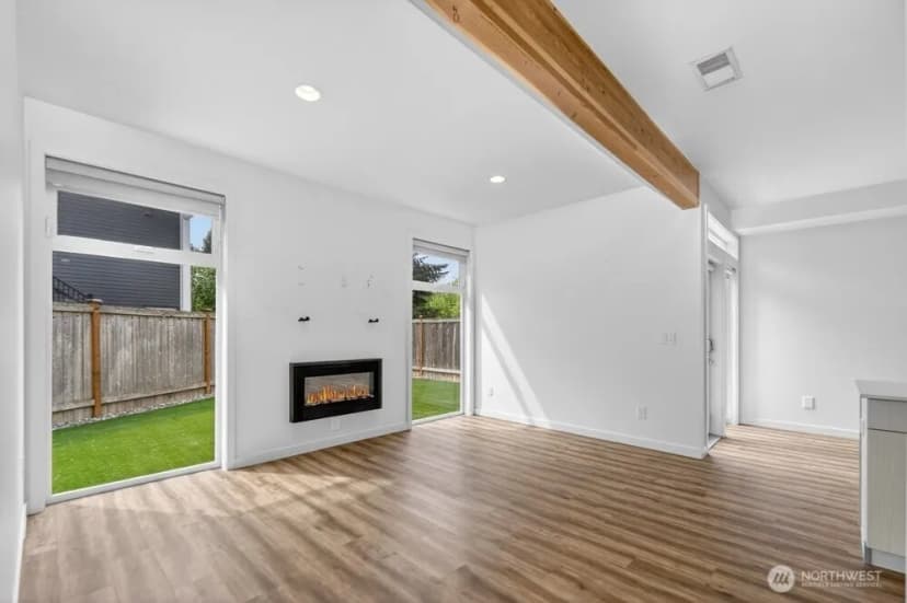 Property photo for 17985 W Columbia Street, Monroe photo 9