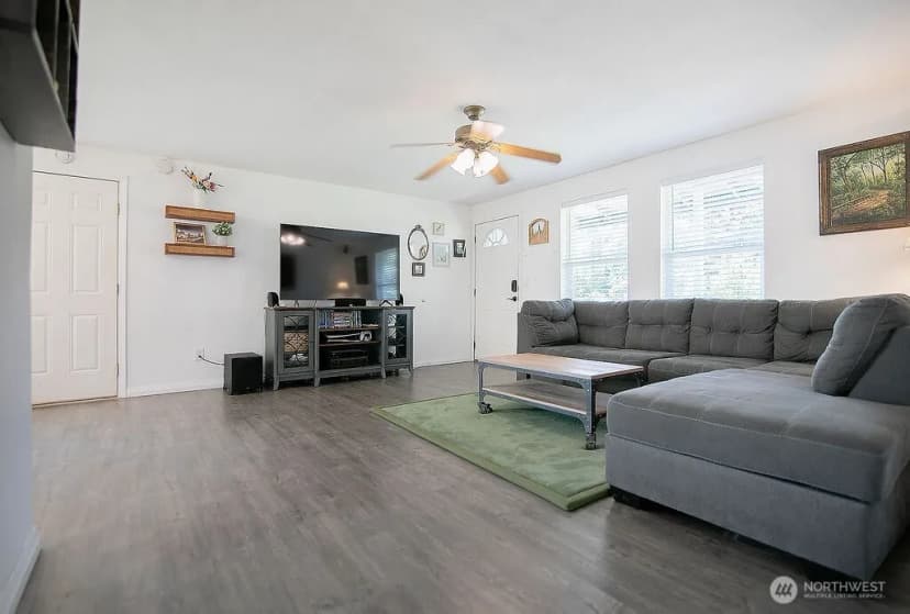 Property photo for 535 Diane Street Sw, Castle Rock photo 5