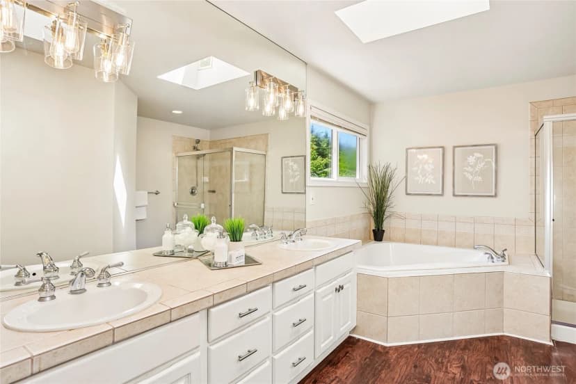 Property photo for 2906 257th Place Se, Sammamish photo 20