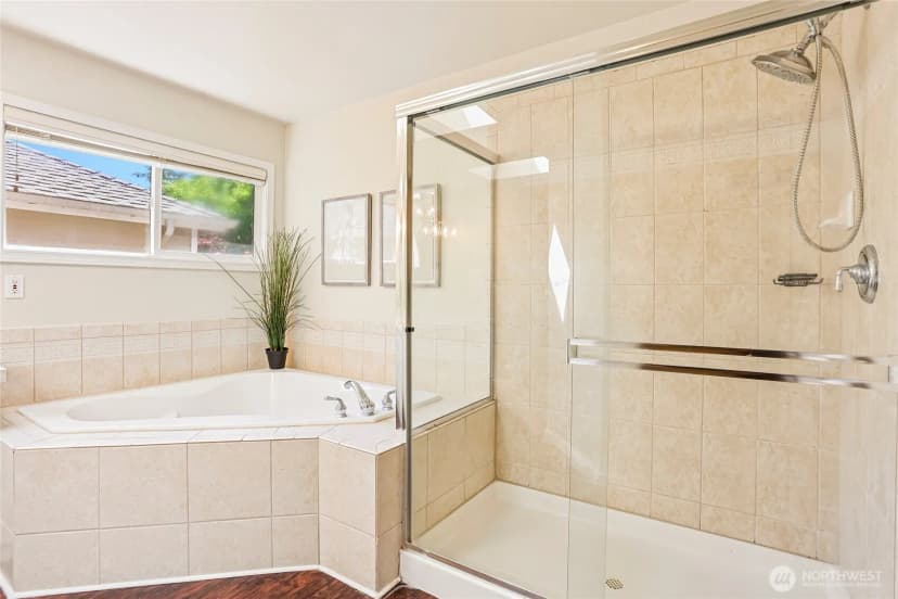 Property photo for 2906 257th Place Se, Sammamish photo 21
