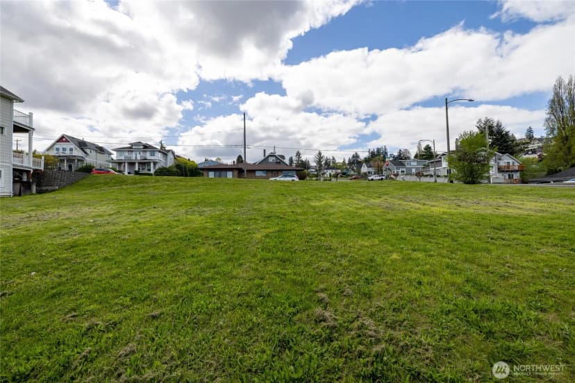 Property photo for 2801 N Mccarver Street, Tacoma photo 9