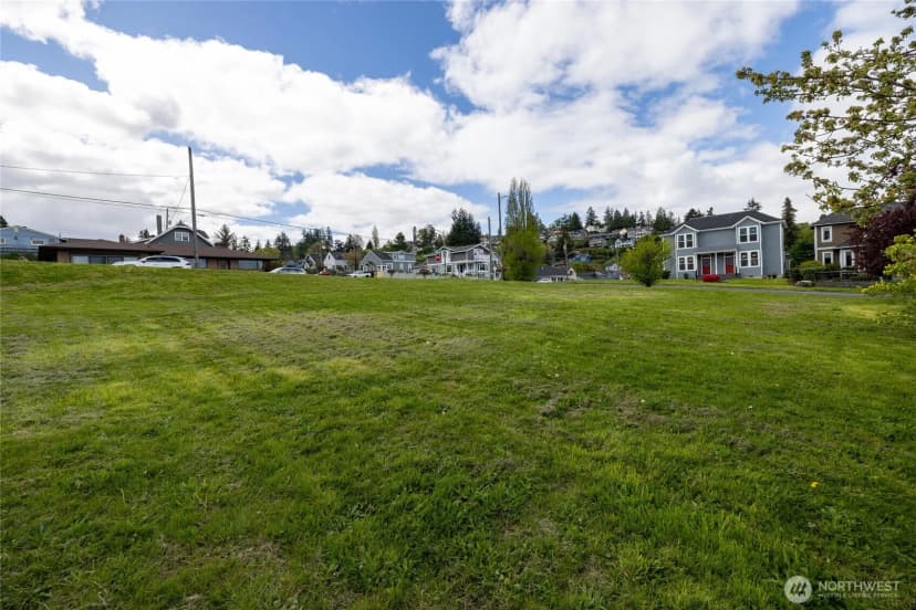 Property photo for 2801 N Mccarver Street, Tacoma photo 10