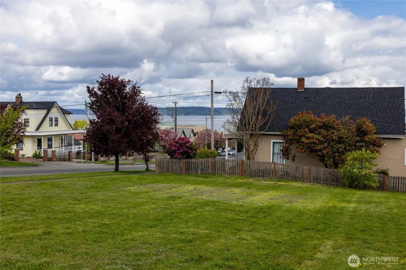 Property photo for 2801 N Mccarver Street, Tacoma photo 5